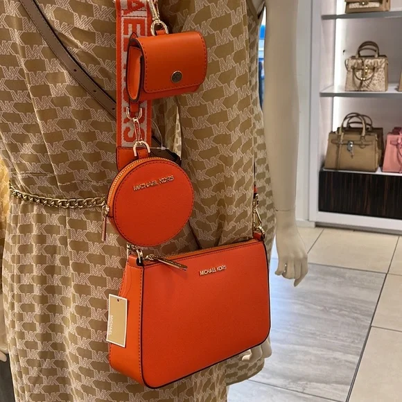 MICHAEL KORSJet Set Saffiano Leather Crossbody Bag with Case Apple Airpods Pro®